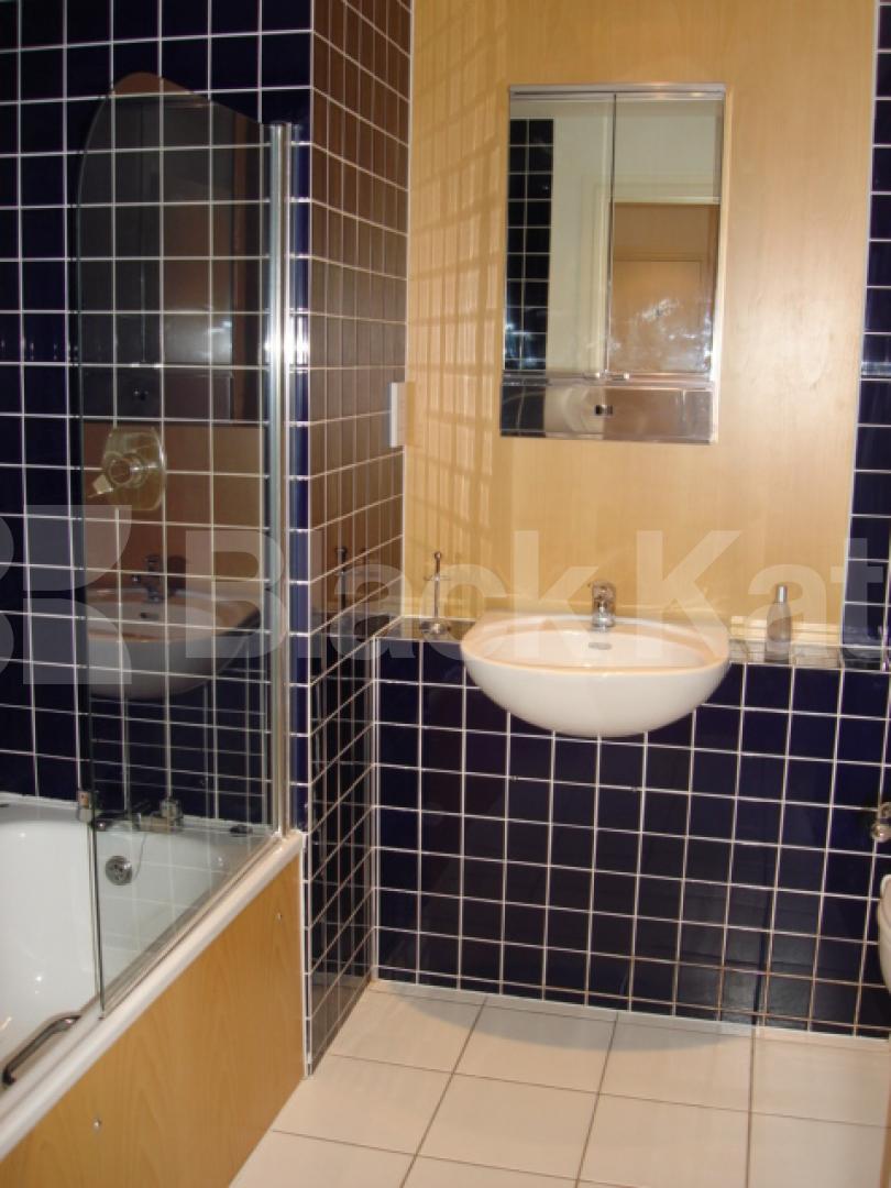 			New Instruction , 1 Bedroom, 1 bath, 1 reception Apartment			 Plumbers Row Colefax Building , ALDGATE